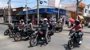 Motociclistas marcharon por el derecho al trabajo.