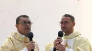 Los sacerdotes Edgar Jesús Mejía Orozco y Dimas Antonio Acuña Jiménez. 