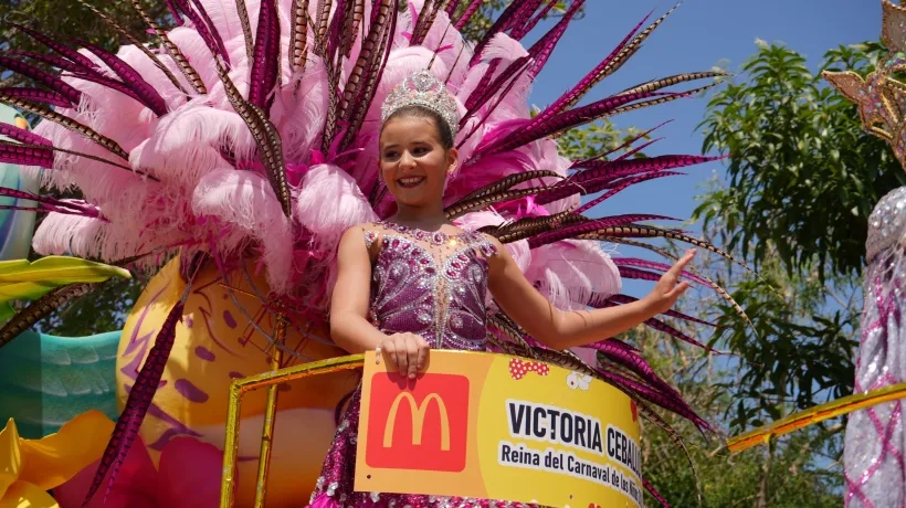 Victoria Ceballos Cure, reina del Carnaval de los Niños 2025.