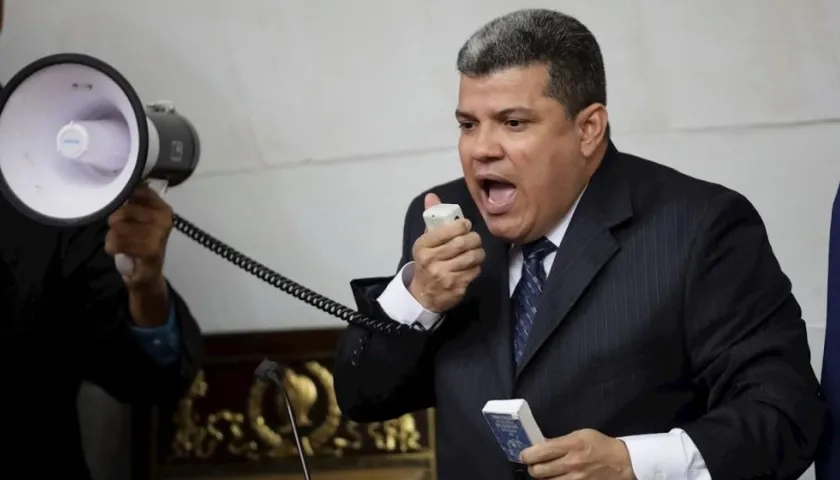 El diputado opositor Luis Parra 