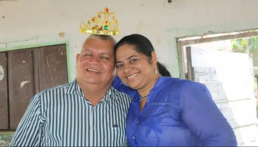 Aunque ya no eran esposos, Josefina publicaba en sus perfiles de redes sociales las imágenes con el amor de su vida, el Alcalde Luis Tete Samper