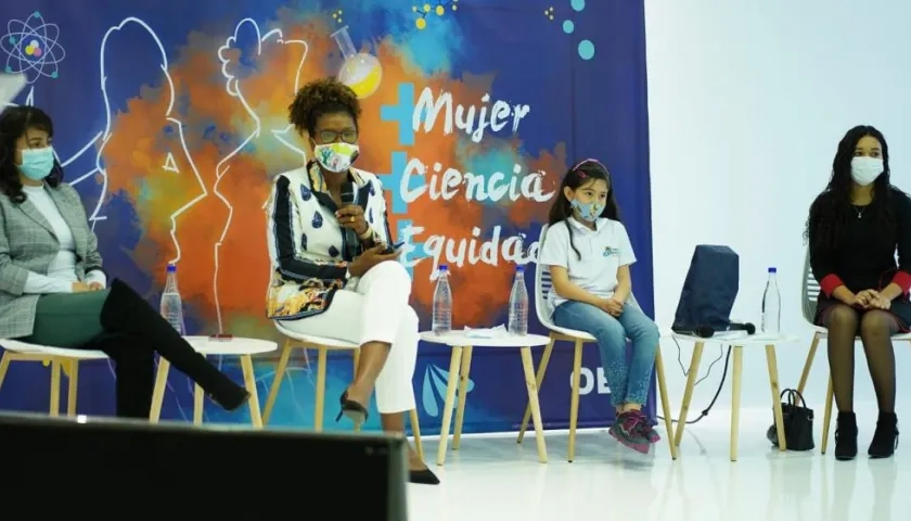 Mabel Gisela Torres, ministra de Ciencia, en el lanzamiento del programa que apoyará a las mujeres en el segmento Steam.