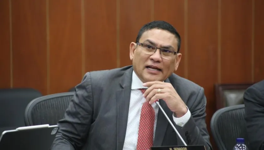 Senador Didier Lobo Chinchilla. 