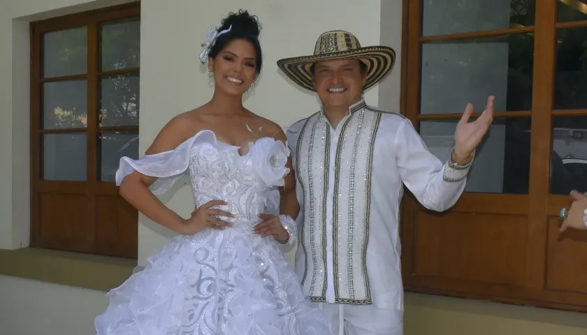 Daniella Falcón De la Asunción y Tito Crissien, Reyes del Carnaval de la 44.