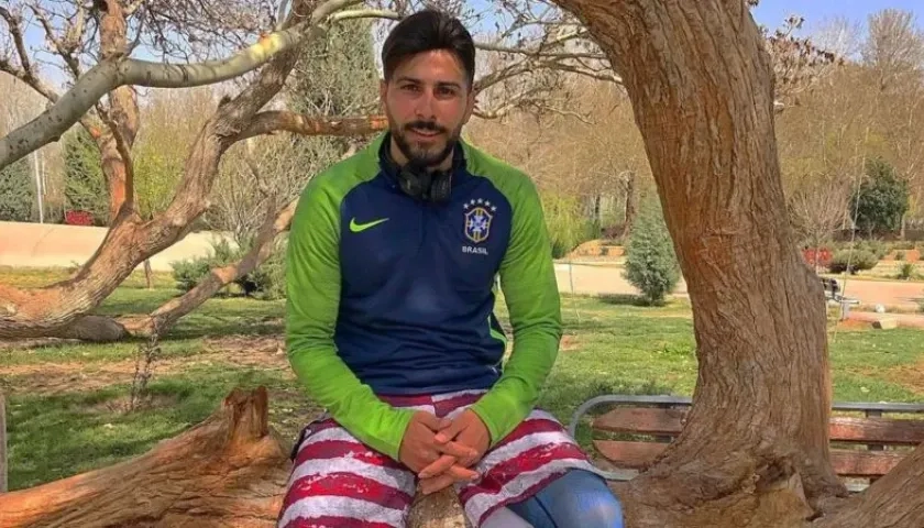 Amir Nasr Azadani, futbolista iraní condenado a prisión.