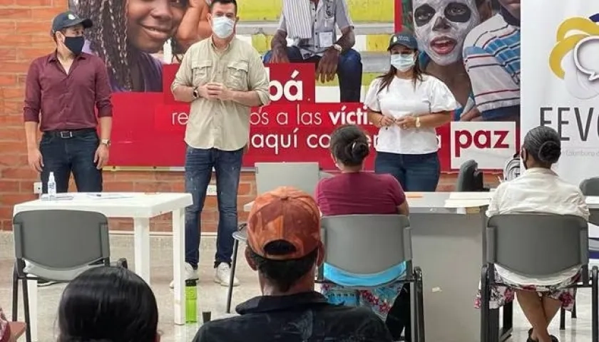 Reunión de víctimas de FARC amenazadas.