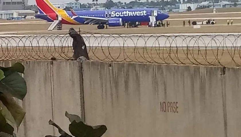 Avión Southwest aterrizando de emergencia en La Habana