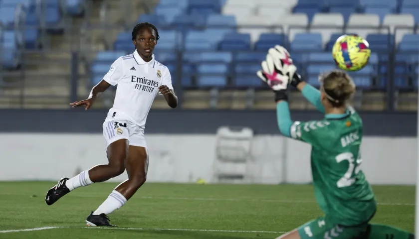 Linda Caicedo abrió el marcador par el Real Madrid.