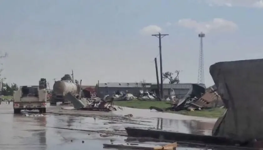 Los destrozos que dejó el tornado.