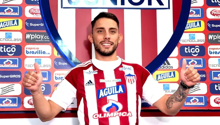 Gonzalo Lencina se puso por fin la camiseta rojiblanca. 