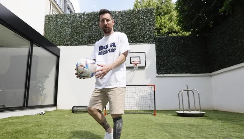 Lionel Messi fue entrevistado en París por Mundo Deportivo y Sport. 