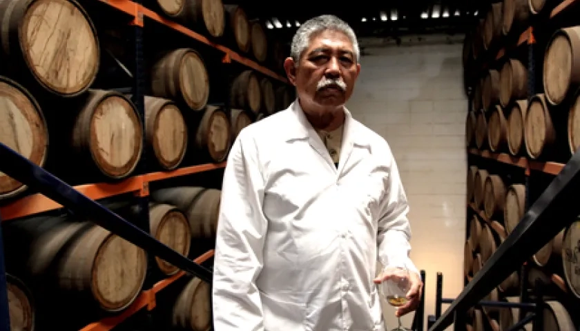 Giraldo Mitouka, maestro cubano en la elaboración de ron, falleció en Barranquilla.