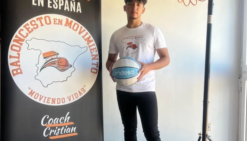 El barranquillero Cristian Abad, creador de 'Baloncesto en movimiento'.