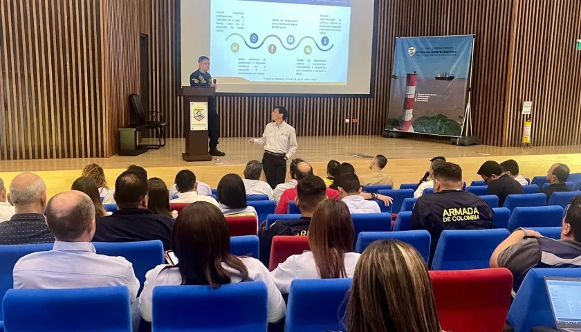 Taller del Plan Nacional de Contingencia realizado por la Dimar.