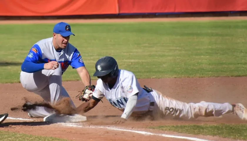 La Serie Intercontinental de Béisbol tendrá la participación de seis equipos. 