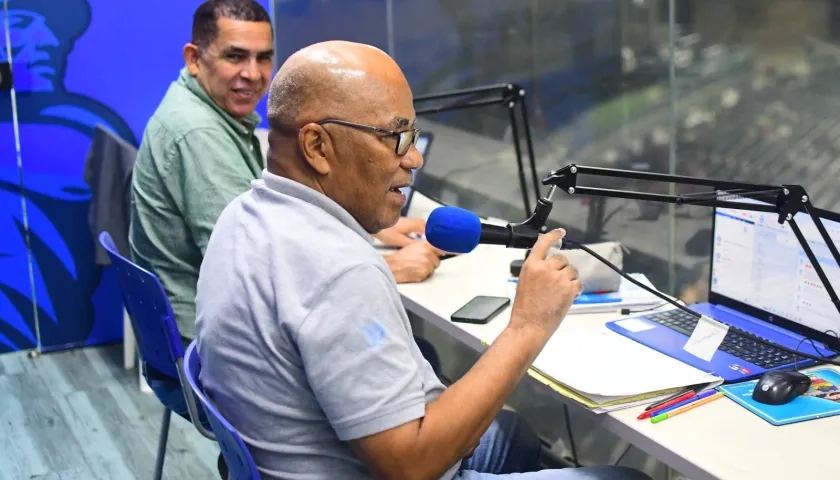 Fredy Jinete y Hegel Ortega narraron los juegos del béisbol profesional colombiano. 
