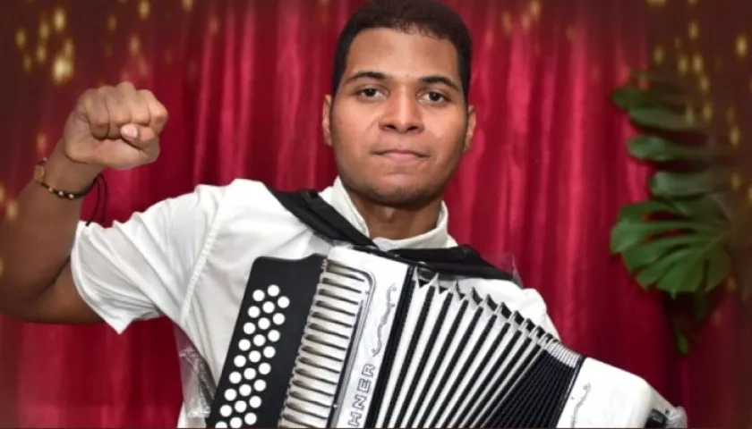 Jerónimo Andrés Villazón, nuevo Rey Vallenato Aficionado 2024