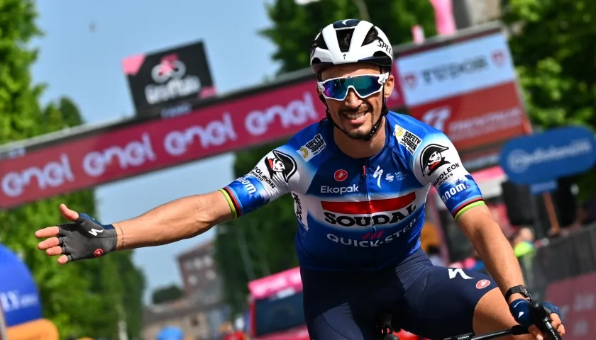 Julian Alaphilippe, ganador de la duodécima etapa del Giro de Italia. 