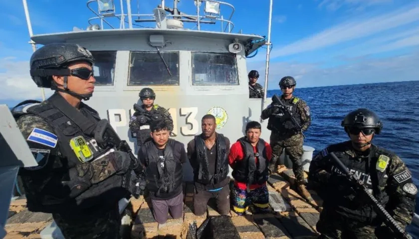 Un colombiano y dos ecuatorianos, los capturados en el operativo. 