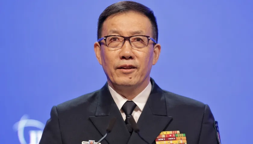 El Ministro de Defensa Nacional de China, el Almirante Dong Jun.