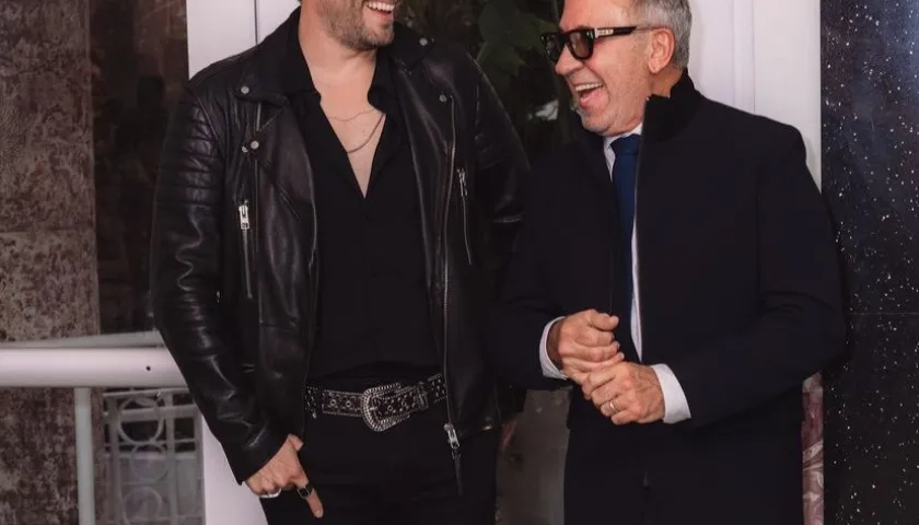 El cantante Gusi y el productor Emilio Estefan.