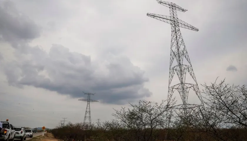 Las altas tarifas de energía en el país ha sido tema de constante debate.