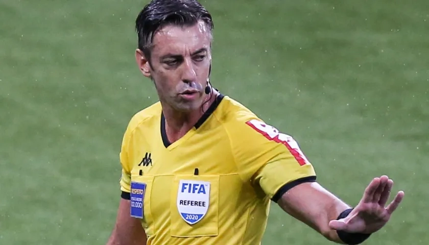 El brasileño Raphael Claus dirigirá su segundo partido en esta Copa América.