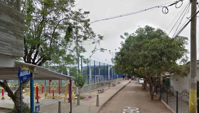 En este sector del parque de Las Moras había sido baleado el joven. 