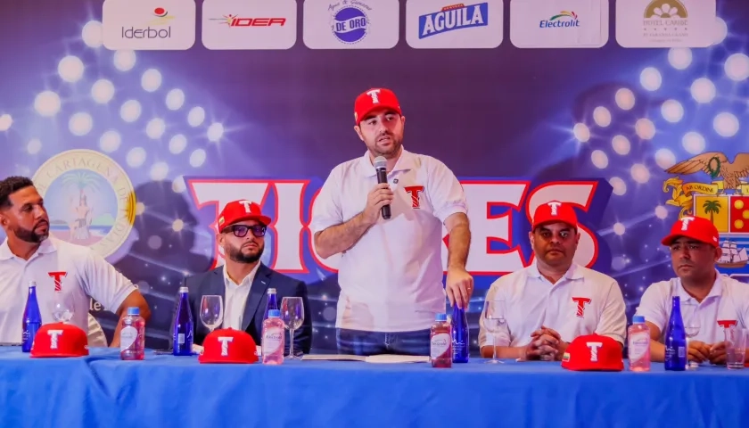 Acto de presentación de Tigres de Cartagena para la temporada 2024-2025 de béisbol profesional.