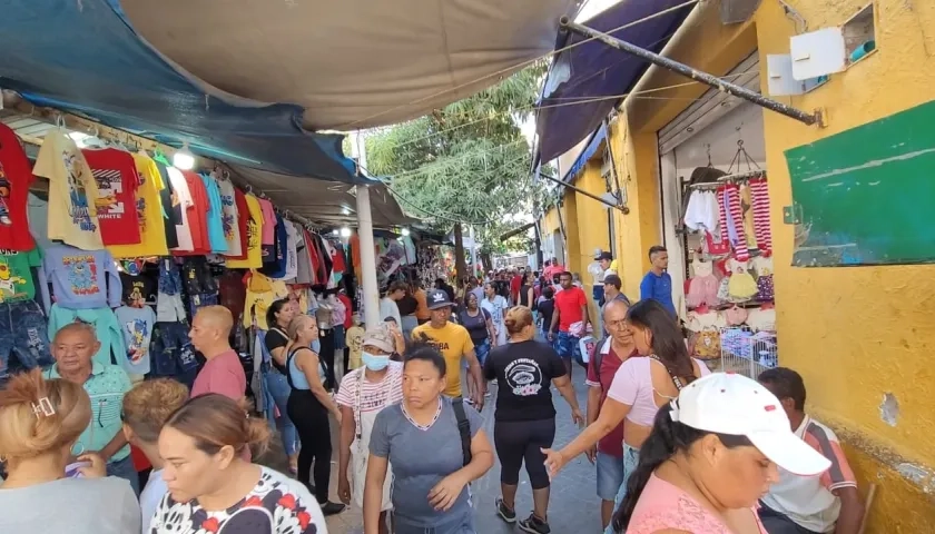 Los sectores de la confección, calzado y tecnologías tienen los mayores repuntes en ventas. 