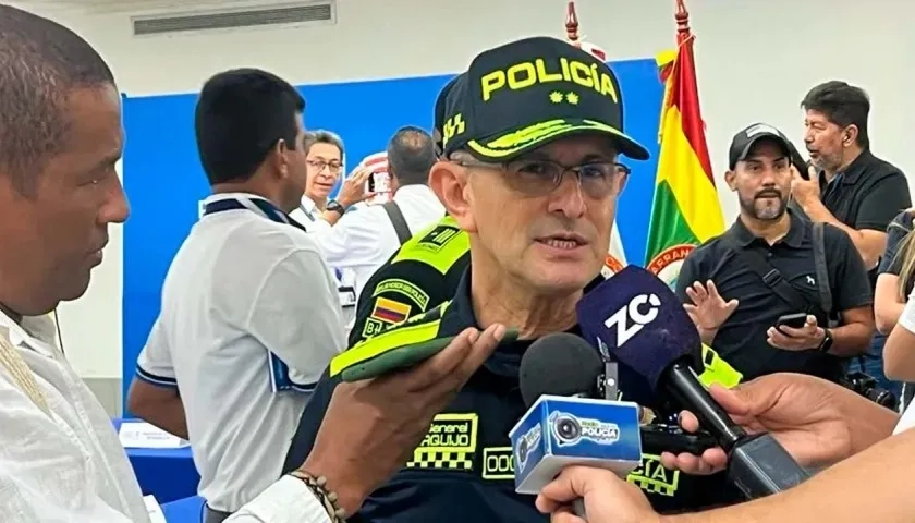 Jorge Antonio Urquijo, jefe Nacional de Servicio de Policía. 