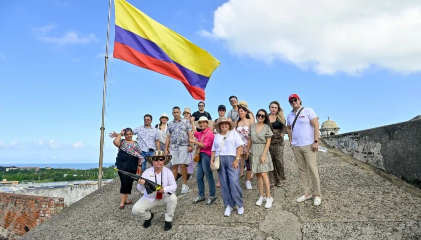 Agentes de viajes mayoristas y minoristas de EE. UU., México, Perú, Ecuador y Chile, en un viaje de familiarización por Cartagena.