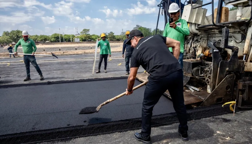 Alejandro Char, Alcalde de Barranquilla, en la inspección al polideportivo La Magdalena.