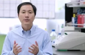 Científico He Jiankui.
