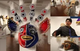  Reinaldo Chávez explicó que el papel de los artesanos bolivianos en las diferentes máscaras usadas por los danzantes.
