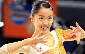 Hitomi Hatakeda, gimnasta japonesa. 