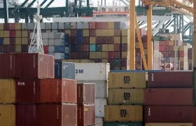 La Organización Mundial de Comercio está preocupada por la crisis de los contenedores.