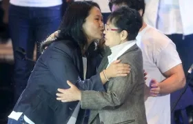 Keiko Fujimori con su mamá Susana Higuchi, en la campaña presidencial pasada.