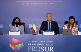 Presidente Duque participa en la Cumbre Prosur, a su lado la canciller Claudia Blum y María Paula Correa.