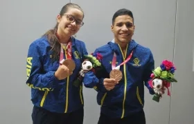 Laura González y Carlos Daniel Serrano, medallistas de bronce.