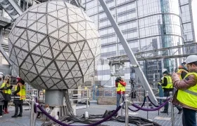 Instalación de la bola de Times Square.