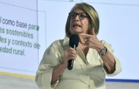 Cecilia López Montaño, Ministra de Agricultura