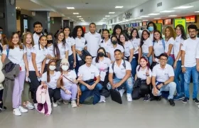 Estudiantes del programa de Licenciatura de Lenguas Extranjeras de la UA.