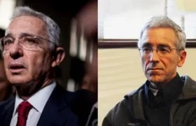 Expresidente Álvaro Uribe y sacerdote Francisco de Roux.