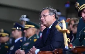 El Presidente Gustavo Petro durante la ceremonia militar de este sábado.