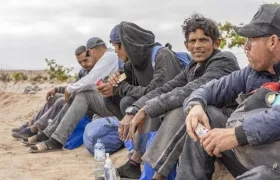 Migrantes venezolanos recorriendo los países andinos.