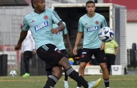 El juniorista Jhon Vélez viene de hacer un gran partido contra Argentina.