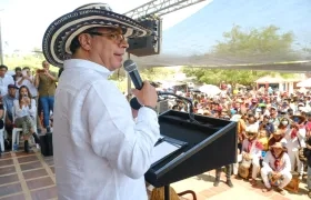 El presidente Petro este sábado en su visita a San Benito, Sucre