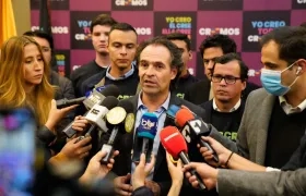 Federico Gutiérrez en la rueda de prensa