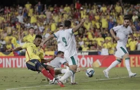 Mateo Cassierra marca el gol que le dio la victoria a Colombia. 